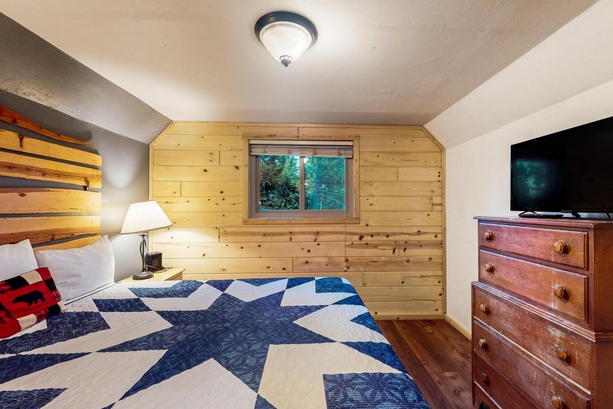 Blue Meadow Cottage Shaver Lake Exterior photo
