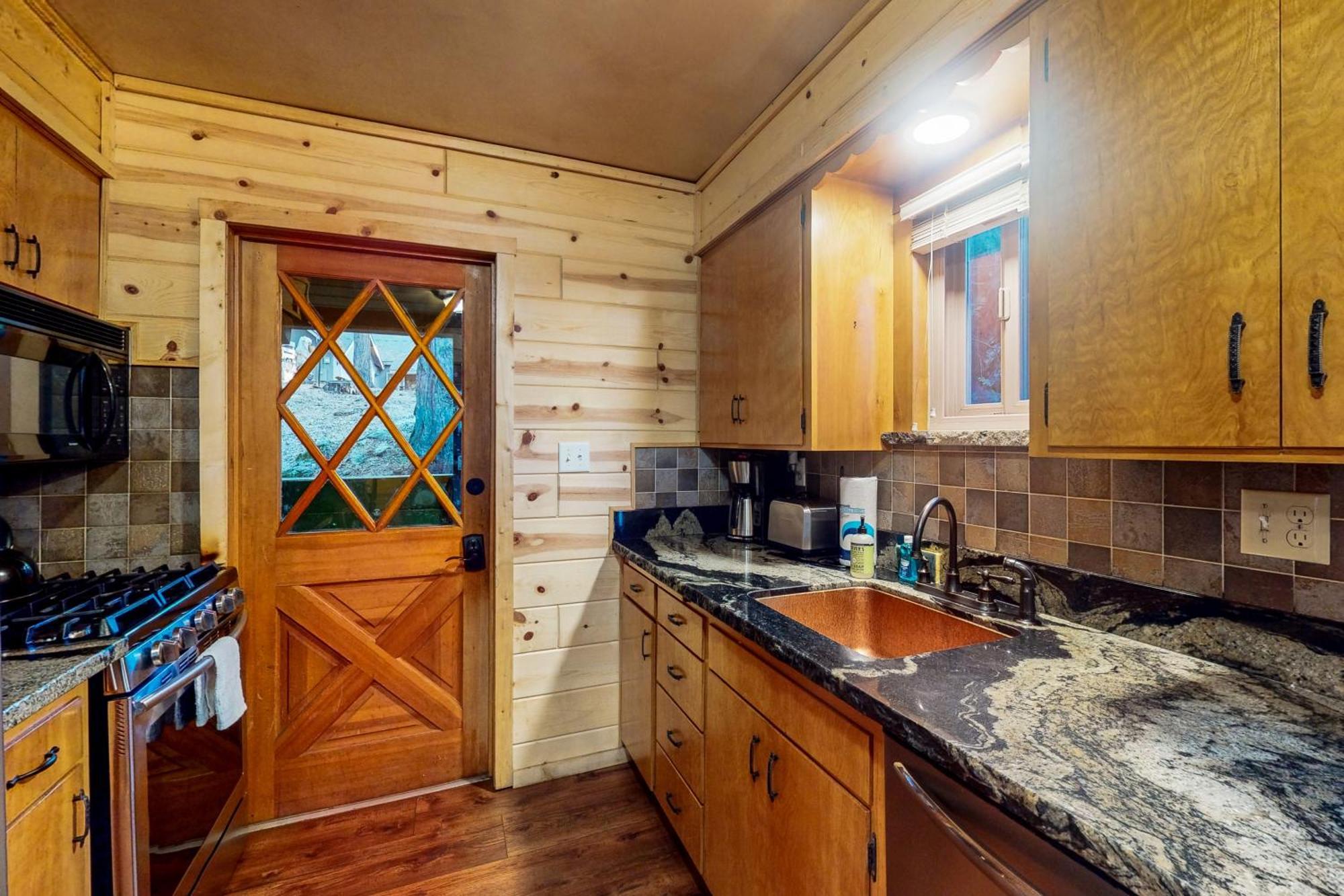 Blue Meadow Cottage Shaver Lake Exterior photo