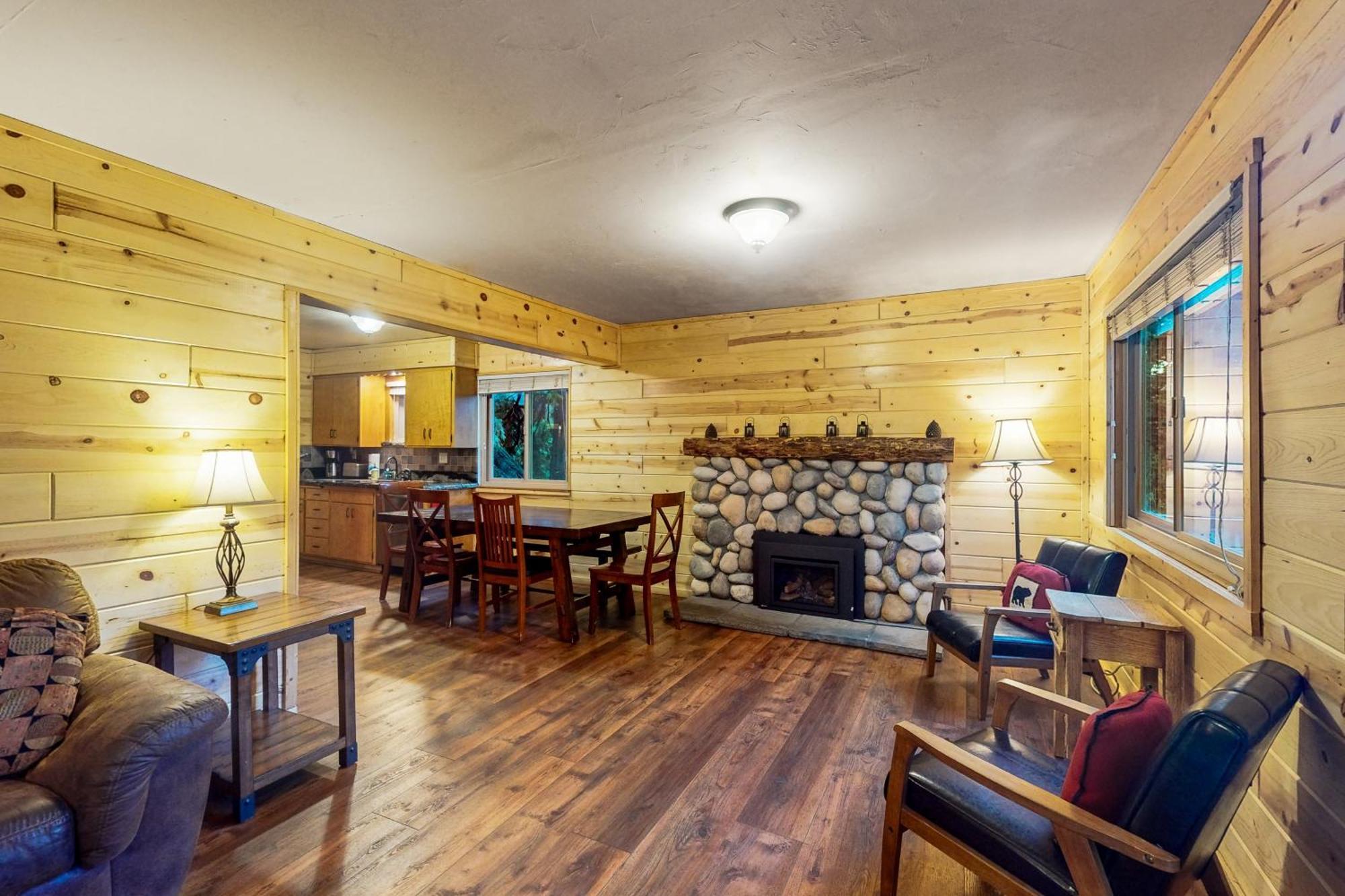 Blue Meadow Cottage Shaver Lake Exterior photo