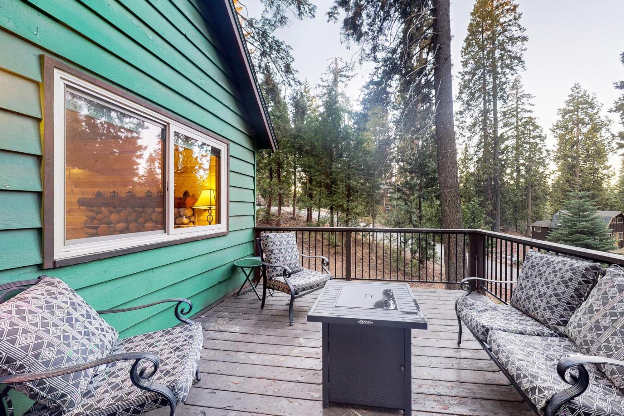 Blue Meadow Cottage Shaver Lake Exterior photo
