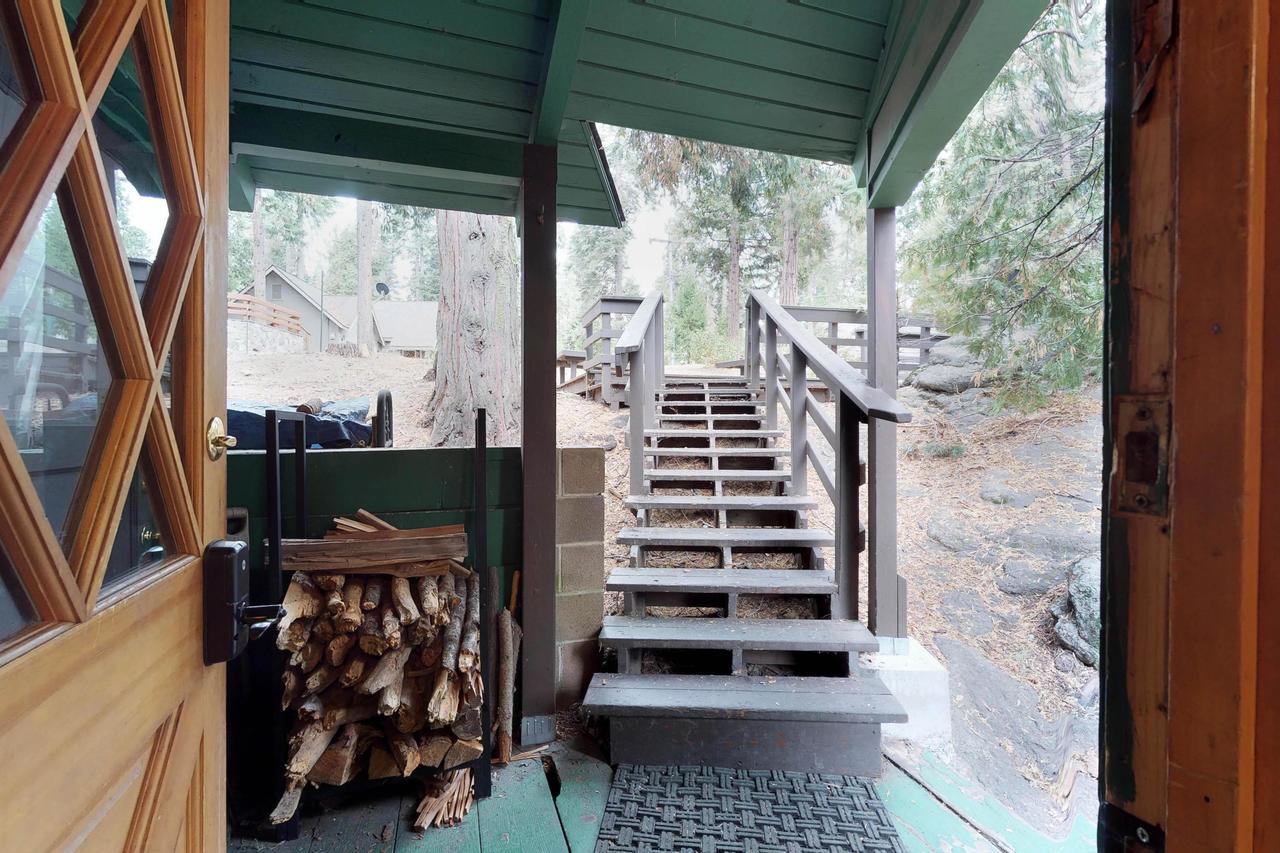 Blue Meadow Cottage Shaver Lake Exterior photo